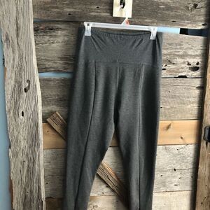 Glo wear maternity size XL grey skinny leg ankle pants